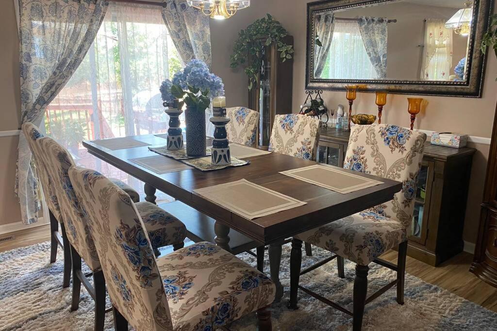 Smart Entire Loft, 3 Bedroom 2 Bath, With 3 Tv Columbia Exterior photo