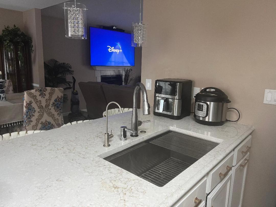 Smart Entire Loft, 3 Bedroom 2 Bath, With 3 Tv Columbia Exterior photo
