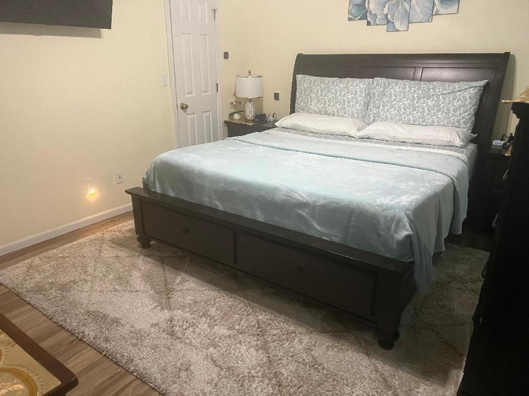 Smart Entire Loft, 3 Bedroom 2 Bath, With 3 Tv Columbia Exterior photo
